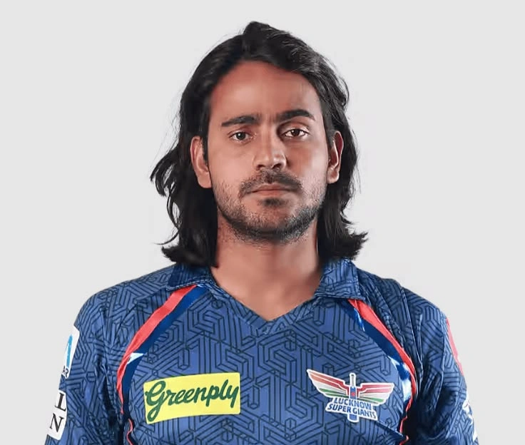 Digvesh Rathi Age